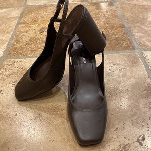 Marc Fisher brown leather Valana pump size 8